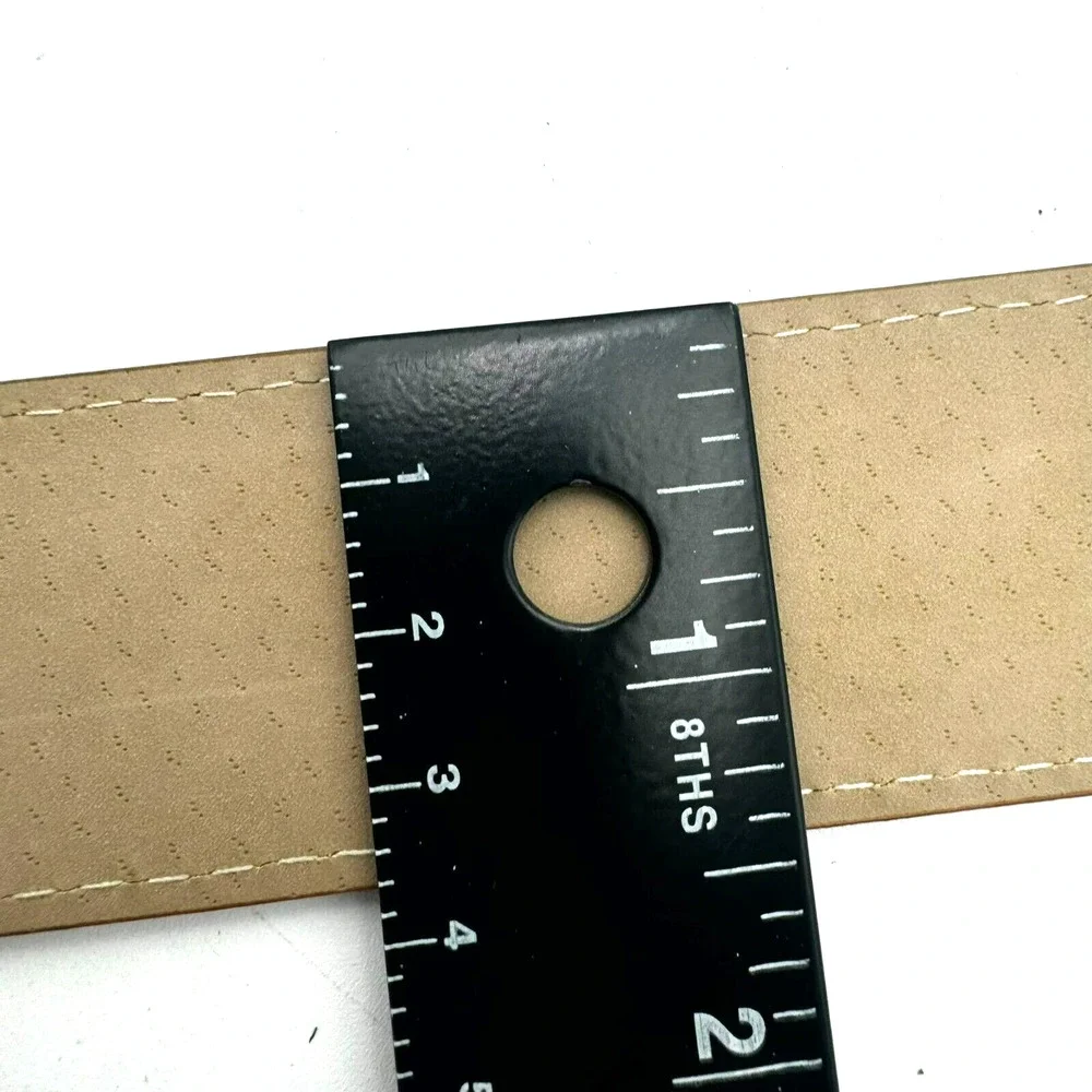 KOHLS Women's Medium Brown Fashion Belt Vegan Leather Silver Round Floral Buckle